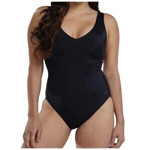 TYR Women's One Piece Swimsuit, Black, Medium